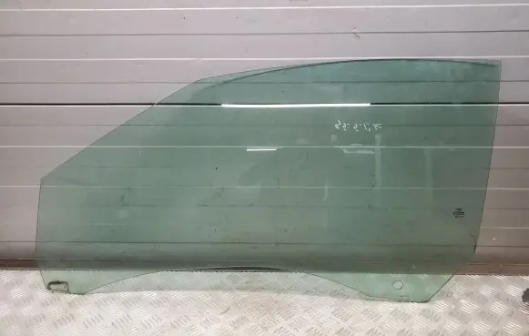 Audi S5 Front door window/glass (coupe) 43R00082