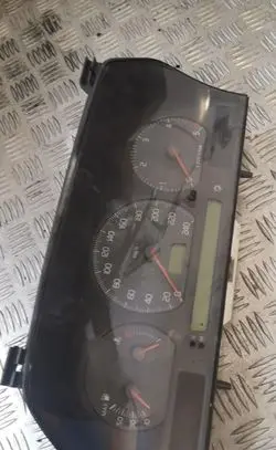 Volvo S70 V70 V70 XC Speedometer (instrument cluster) 09451530