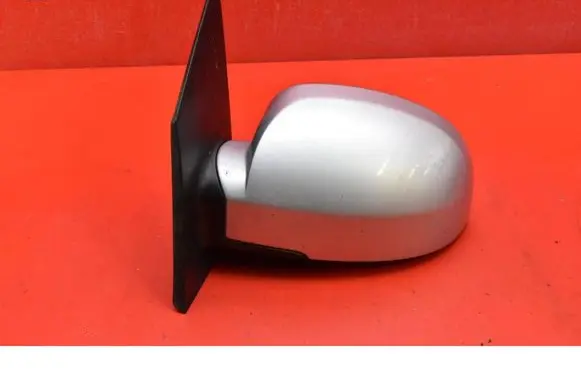 Front door electric wing mirror
