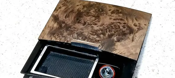 Ashtray (front)
