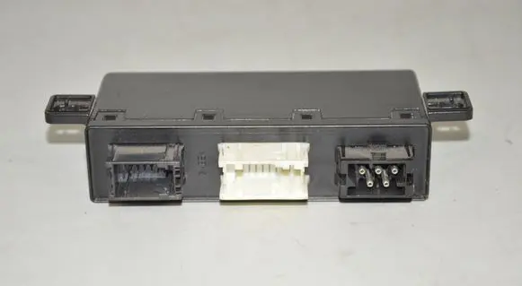 BMW 5 E39 Door control unit/module 6904254