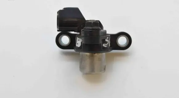 Volvo S60 Crankshaft position sensor 30637809