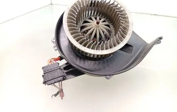 Skoda Fabia Mk1 (6Y) Heater fan/blower 6Q1819015C