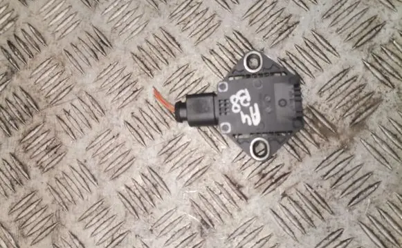 Audi A4 S4 B8 8K ESP acceleration yaw rate sensor 8k0907637c