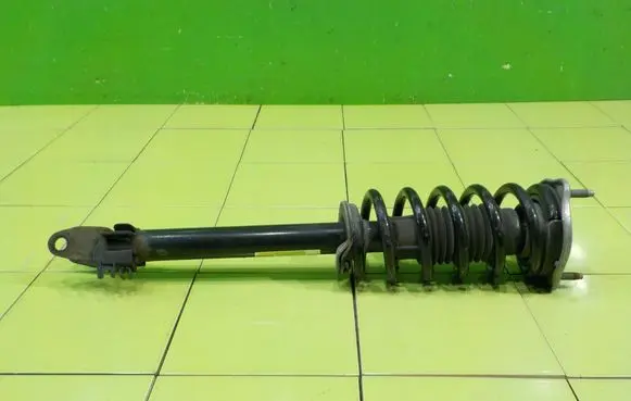 Mercedes-Benz C W205 Front shock absorber/damper A2053205668 MCPHERSON