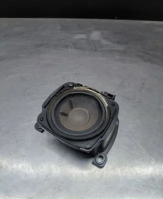 Audi A8 S8 D3 4E Rear door speaker 4E0035411G