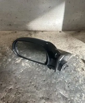 Hyundai Elantra Front door electric wing mirror