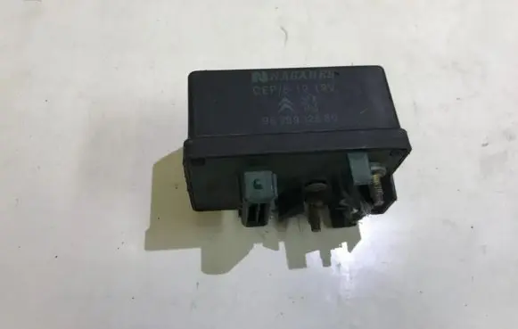 Citroen C5 Glow plug pre-heat relay 9639912580