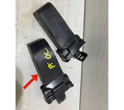 Skoda Octavia Mk3 (5E) Rear door check strap stopper 5E0839267A