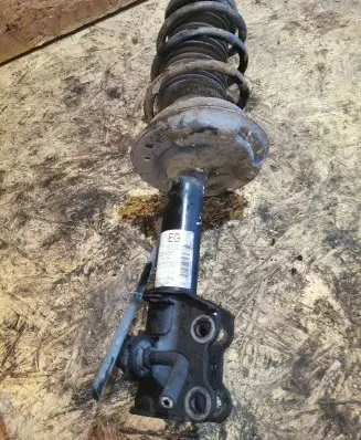 Opel Corsa D Front shock absorber/damper 13214357 GP27384 998728