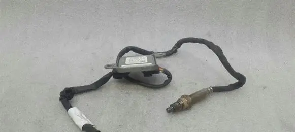 Mercedes-Benz C W205 Lambda probe sensor A0009059703