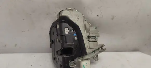 Audi A6 S6 C6 4F Front door lock 4F1837015