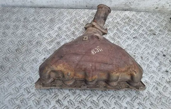 Volkswagen Jetta V Exhaust manifold 07K253031H