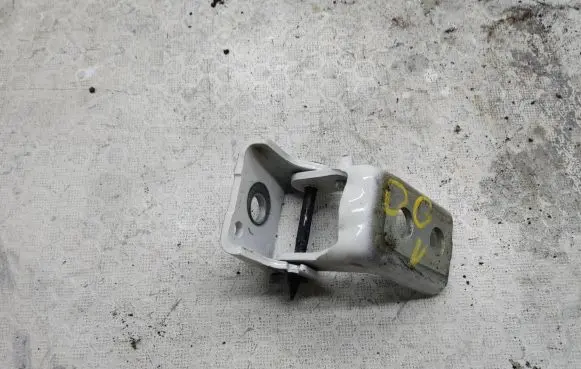 Rear door upper hinge