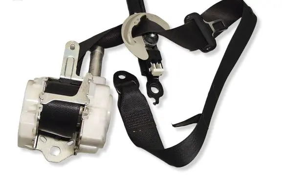 Lexus IS III XE30 Front seatbelt N088701