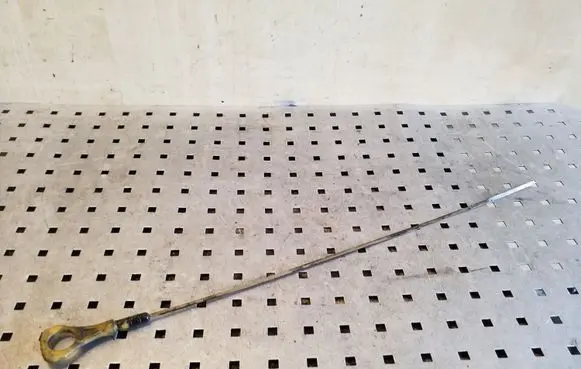 Hyundai Santa Fe Oil level dip stick 