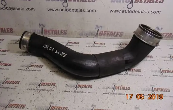 Mercedes-Benz E W211 Intercooler hose/pipe A2115282482