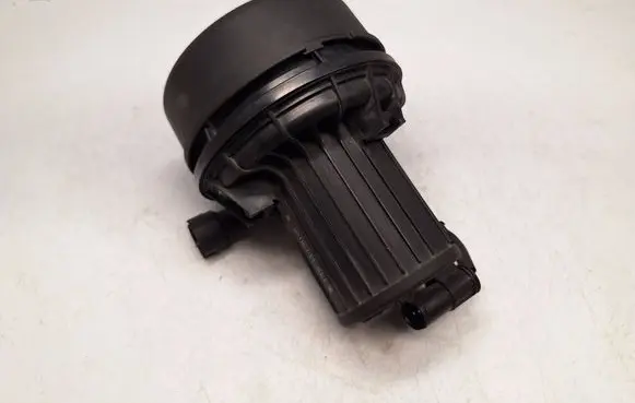 BMW 5 E60 E61 Secondary air pump 7514953 11727514953 11727571591