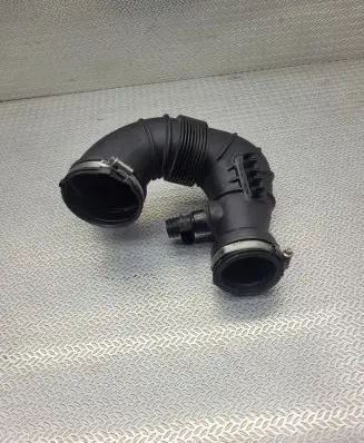 Mercedes-Benz E C207 W207 Intercooler hose/pipe A6510900337