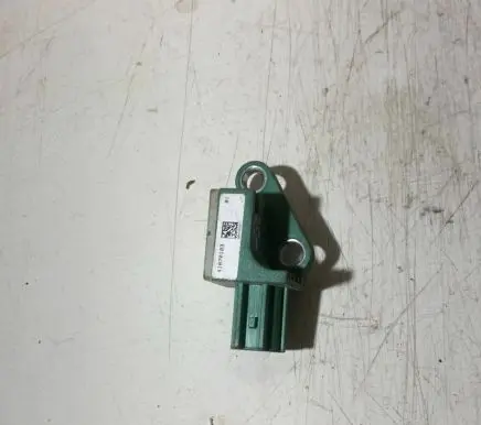 Volkswagen PASSAT B6 Airbag deployment crash/impact sensor 3C0909606
