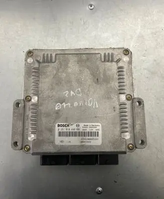 Volvo S40, V40 Engine control unit/module 8200126492 0281010440 28SA50005