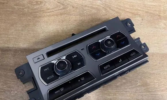 Jaguar XF X250 Climate control unit CX2318C858CD 120307A J6R3A