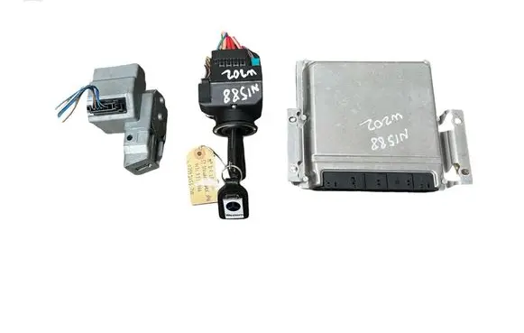 Mercedes-Benz C W202 Engine ECU kit and lock set 0281001881 A0265450332