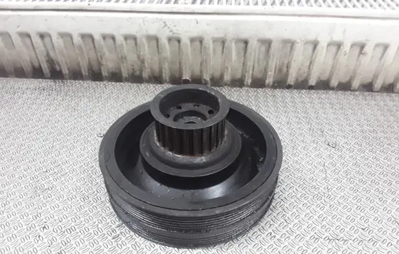 Audi A6 S6 C5 4B Crankshaft pulley 059105251M