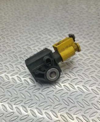 Mercedes-Benz E A207 Airbag deployment crash/impact sensor A1729056000
