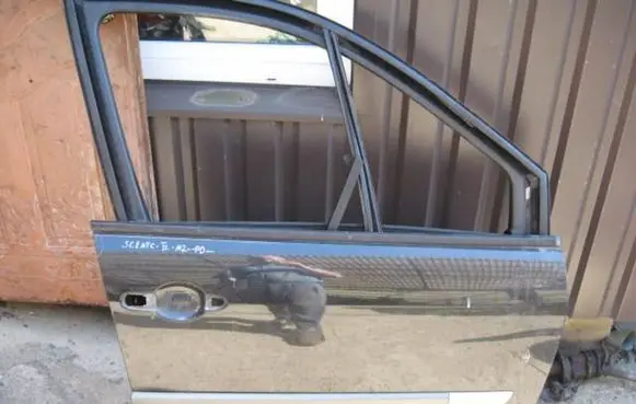Renault Scenic II - Grand scenic II Front door