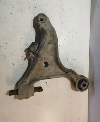 Volvo V70 Front lower control arm/wishbone