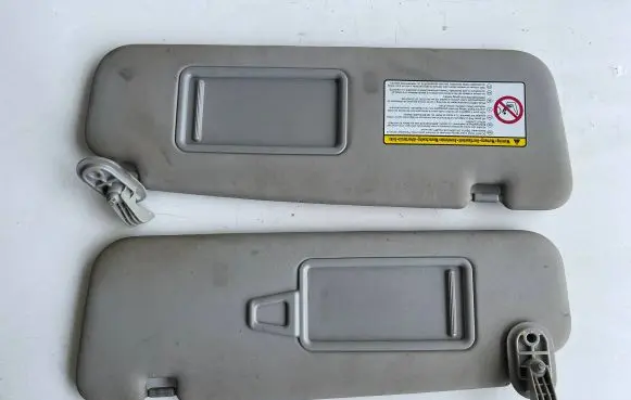 KIA Venga Sun visor