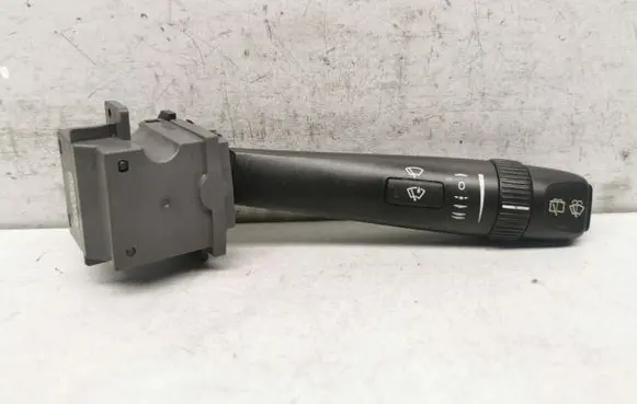 Volvo XC90 Wiper control stalk 30768101