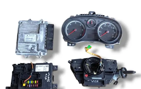 Opel Corsa D Engine ECU kit and lock set 55568383