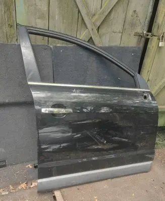 Opel Antara Front door