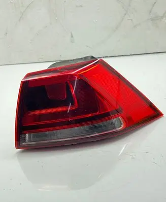 Volkswagen Golf VII Rear/tail lights 5G0945096B 90029152 ML900291523549