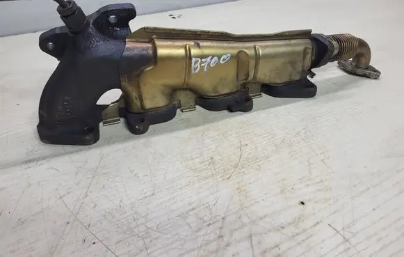 Mercedes-Benz E W212 Exhaust manifold 010211