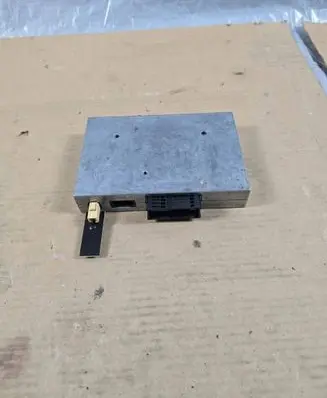 Audi A8 S8 D3 4E Bluetooth control unit module 4E0862335 4E0910336L
