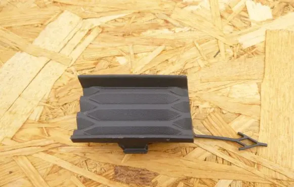 Audi Q7 4M Rear bumper row hook cap/cover 4M0807441D