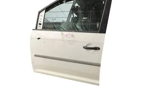 Volkswagen Caddy Front door