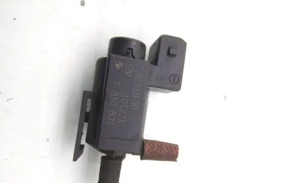 BMW 3 E90 E91 Turbo solenoid valve 70231800