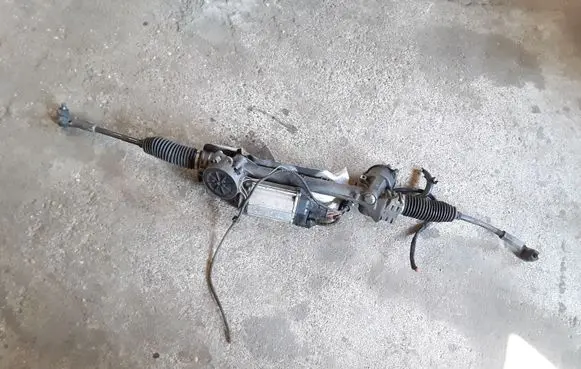 Volkswagen Jetta VI Steering rack