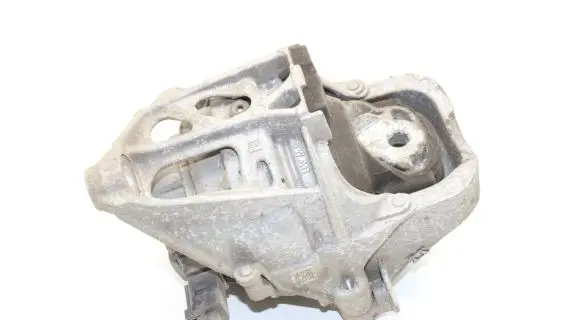 Audi A8 S8 D5 Engine mount bracket 782215150182