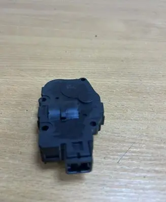 Land Rover Range Rover Sport L494 Intake manifold valve actuator/motor 410475520 D7721