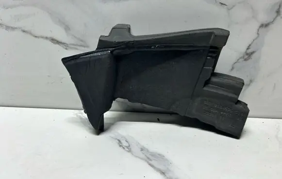 BMW 5 GT F07 Fender foam support/seal 12236411