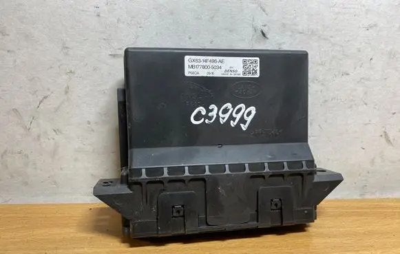 Jaguar XE Other devices GX6314F498AE C3999