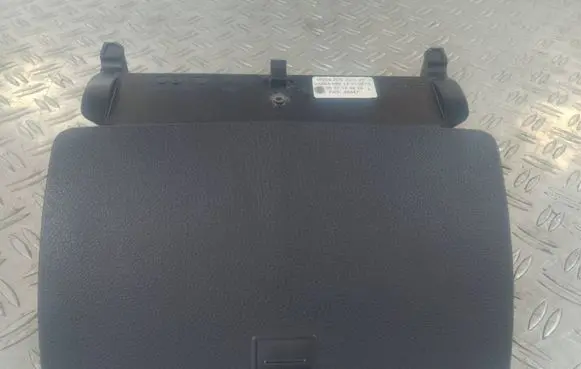 Mercedes-Benz C W204 Screen/display/small screen A2046801231