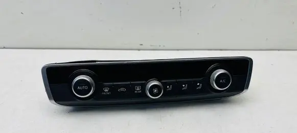 Audi A3 S3 8V Climate control unit 8V0820043