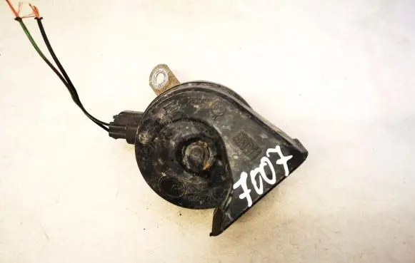 Opel Corsa D Horn signal e30055306