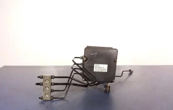 BMW 5 F10 F11 ABS Pump 6785442